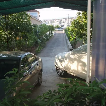 Apartment In With Sea View, Terrace, Air Conditioning, Wi-fi Kukljica
