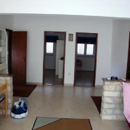 Apartment In With Sea View, Terrace, Air Conditioning, Wi-fi