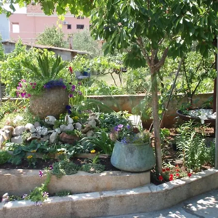In With Sea View, Terrace, Air Conditioning, Wi-fi Apartment *
