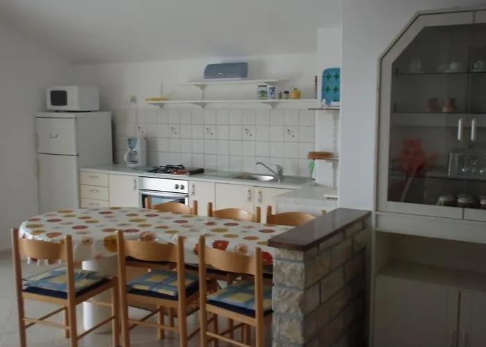 In With Sea View, Terrace, Air Conditioning, Wi-fi