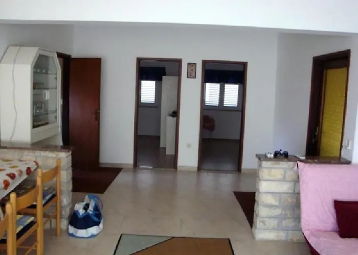 Apartman In With Sea View, Terrace, Air Conditioning, Wi-fi