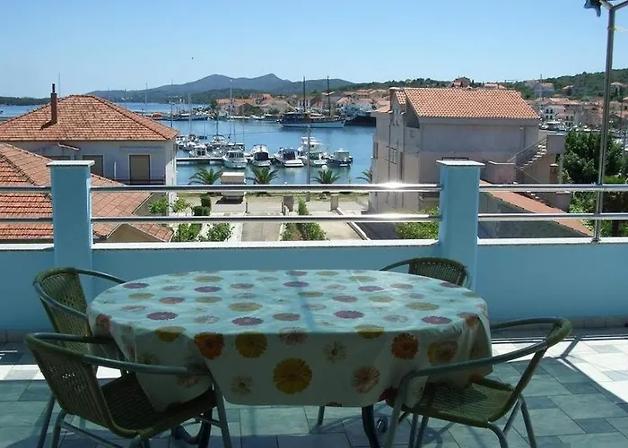 Apartmán In With Sea View, Terrace, Air Conditioning, Wi-fi *